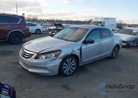 2011 Honda Accord 2.4 Ex-L z USA, uszkodzony, nr VIN 1HGCP2F8XBA083162